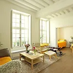 Luxurious Apartment In Le Marais